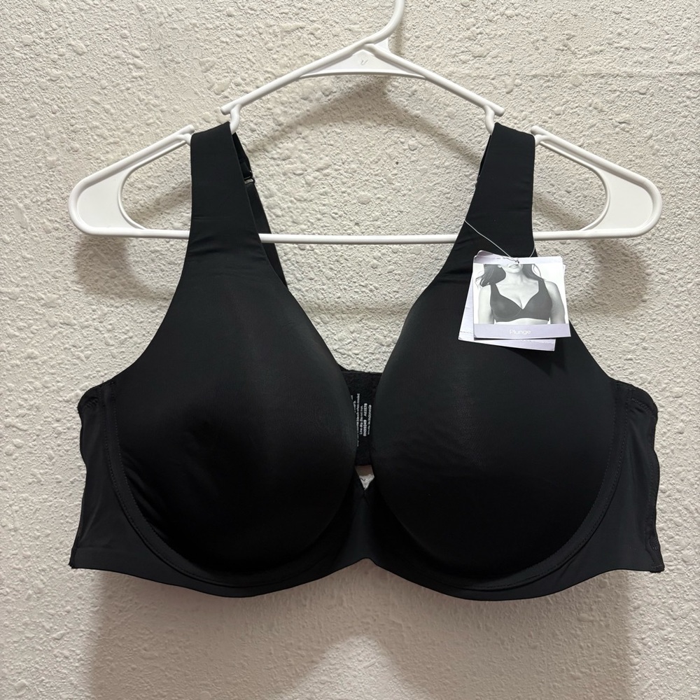 Catherine's Black Plunge Underwire Bra NWT 46C